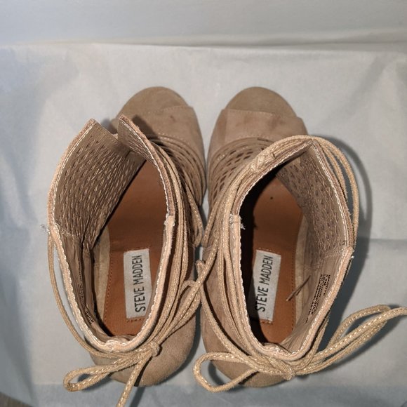 Steve Madden -Peep toe Booties - Picture 5 of 6